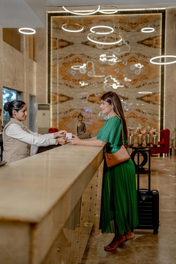 Ramada By Wyndham Jaipur North Hotel Exterior foto